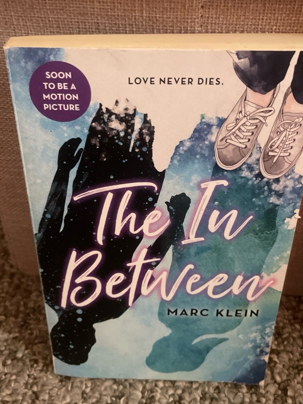 The In Between by - Blue Graphic Novel Paperback